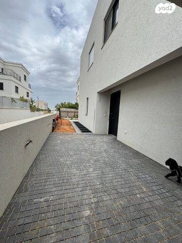 בית פרטי/ קוטג', שכונה 11, תל מונד