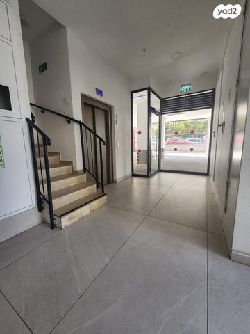 דירה, פיארברג 1, אגרובנק, חולון