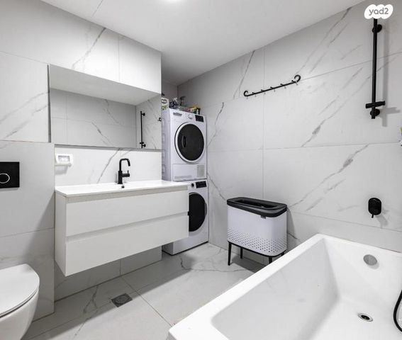 דירה, דונש, נווה רם, שיכון מזרחי, רמת גן