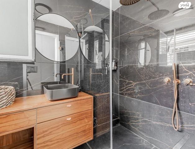 דירה, דונש, נווה רם, שיכון מזרחי, רמת גן