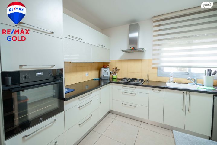 דירת גן, מוריה, מודיעין מכבים רעות