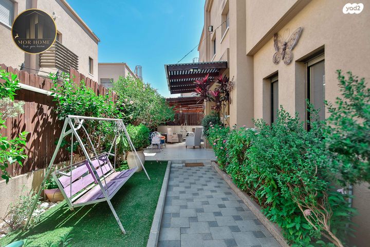 דו משפחתי, גלריה, פרדס חנה כרכור