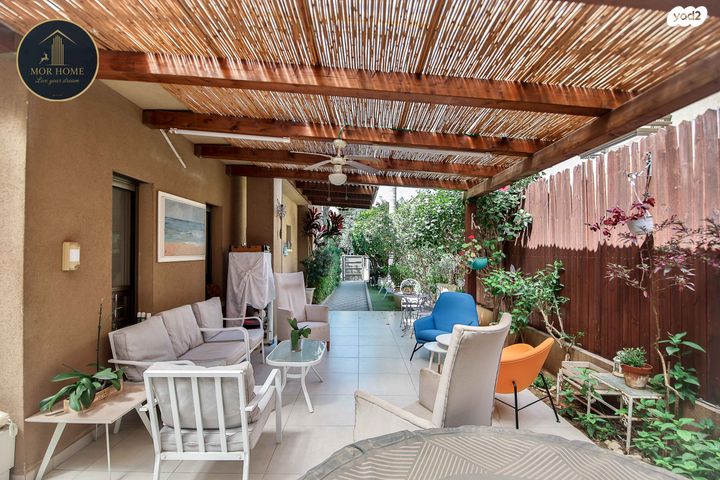 דו משפחתי, גלריה, פרדס חנה כרכור