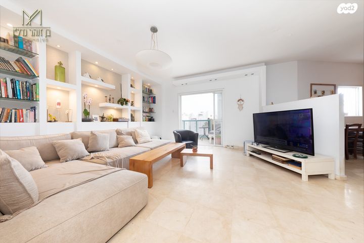 דירה, הכורמים, קרית כרמים, ראשון לציון