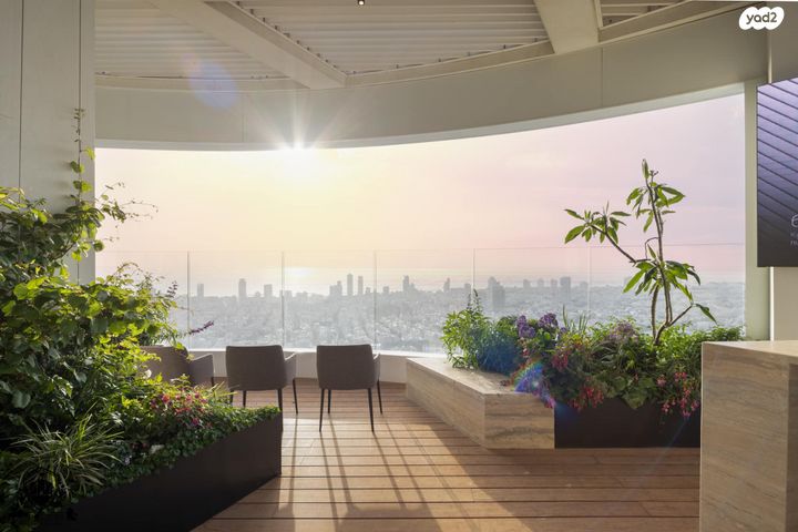 דירה, גרציאני יצחק, גני שרונה, קרית הממשלה, תל אביב יפו