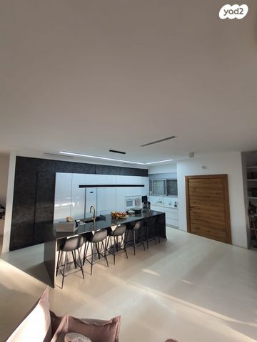 דו משפחתי, מלכי ישראל, אפרידר, אשקלון