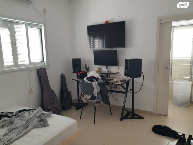 דירה, קריניצי 100, שכונת בן גוריון, מרכז העיר ג', רמת גן