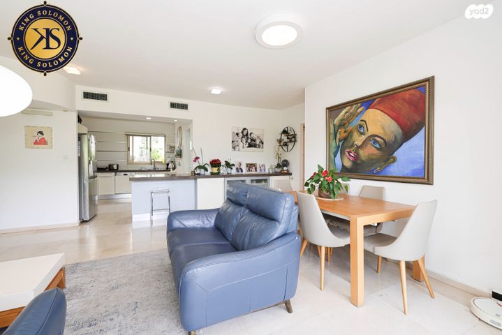 דירה, גנים א', גני תקווה