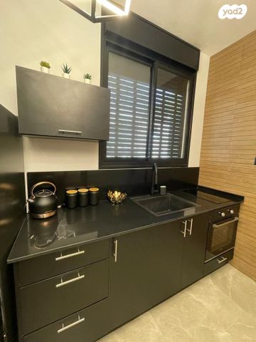 מרכז העיר, סביניה, הוותיקה