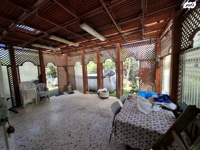 העשור 