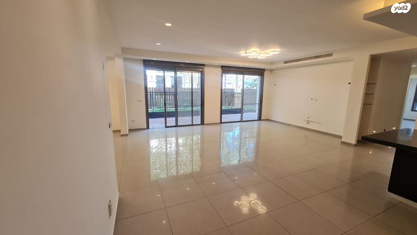 דירת גן, אליהו מני, מקור ברוך, ירושלים