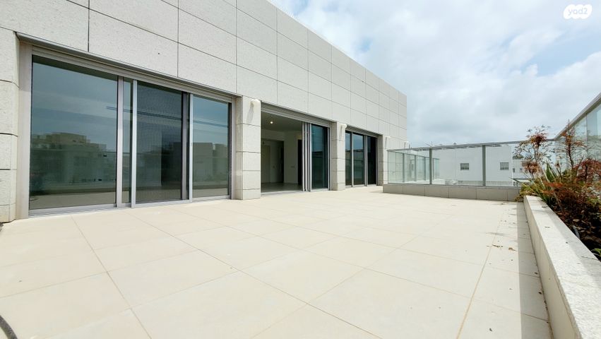 הגוש הגדול, רמת אביב החדשה, נופי ים