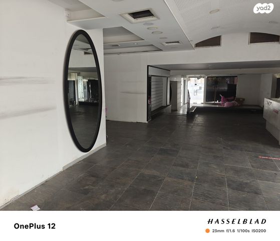 חנויות/ שטח מסחרי, יצחק רגר 18, מרכז אזרחי, באר שבע