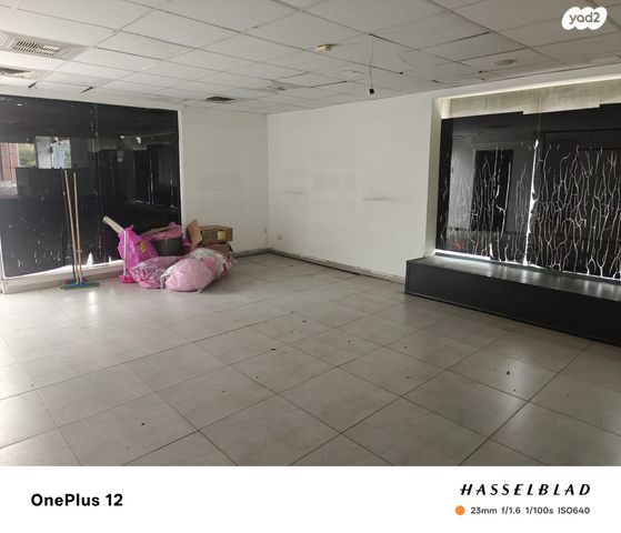 חנויות/ שטח מסחרי, יצחק רגר 18, מרכז אזרחי, באר שבע