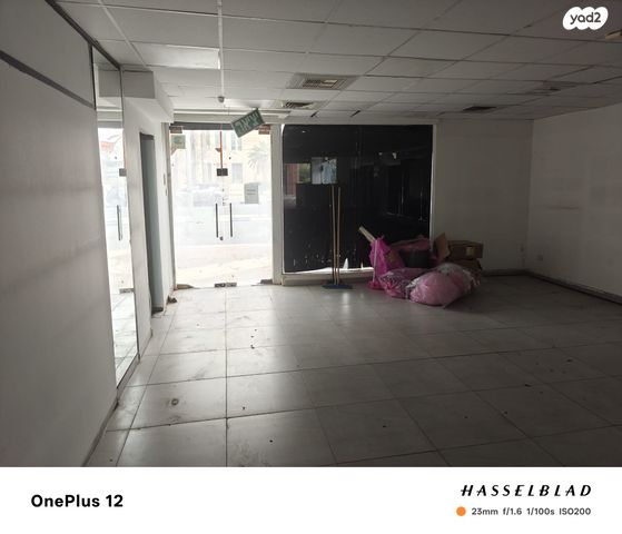 חנויות/ שטח מסחרי, יצחק רגר 18, מרכז אזרחי, באר שבע