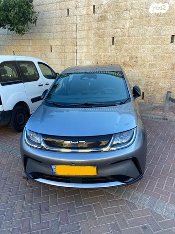 מודעת רכב בי.ווי.די דולפין