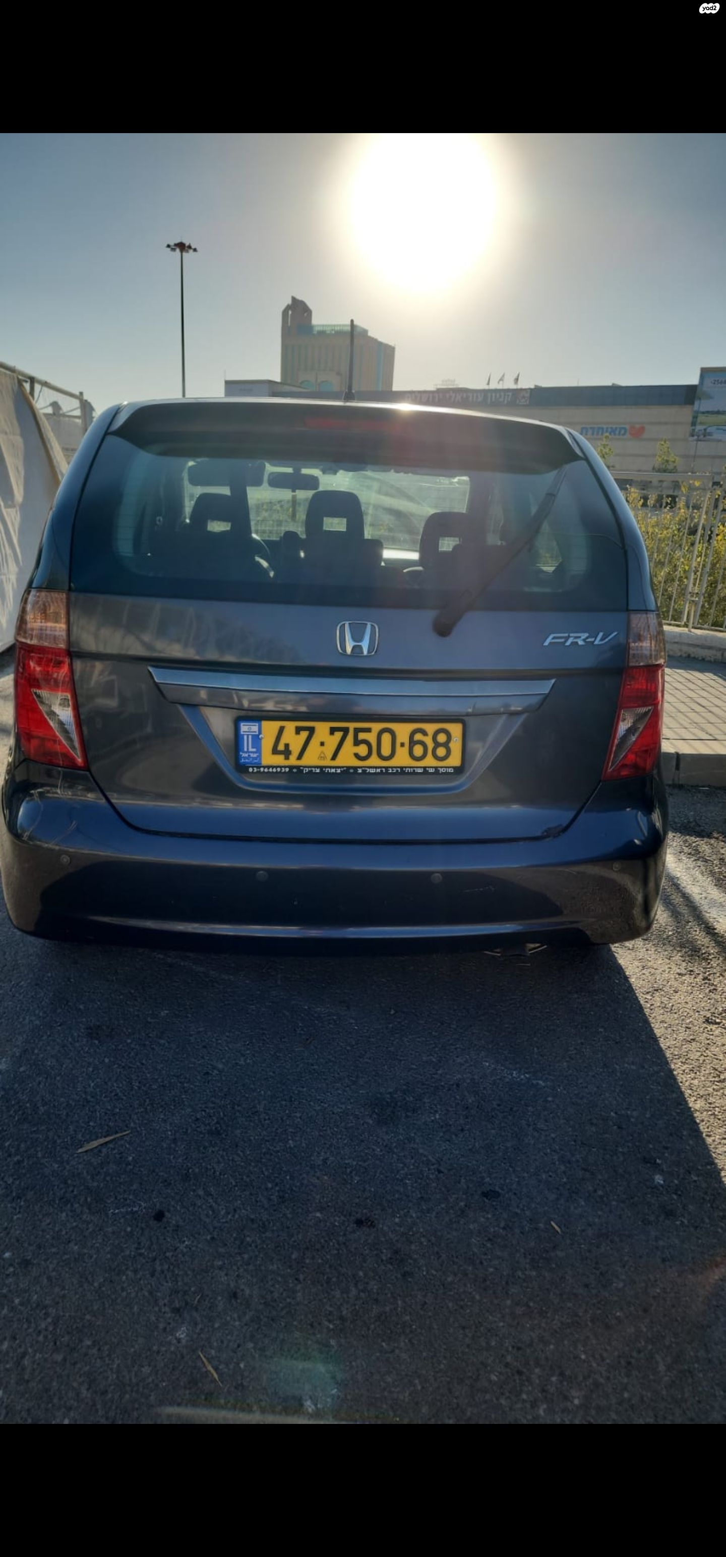 מודעת רכב הונדה FR-V