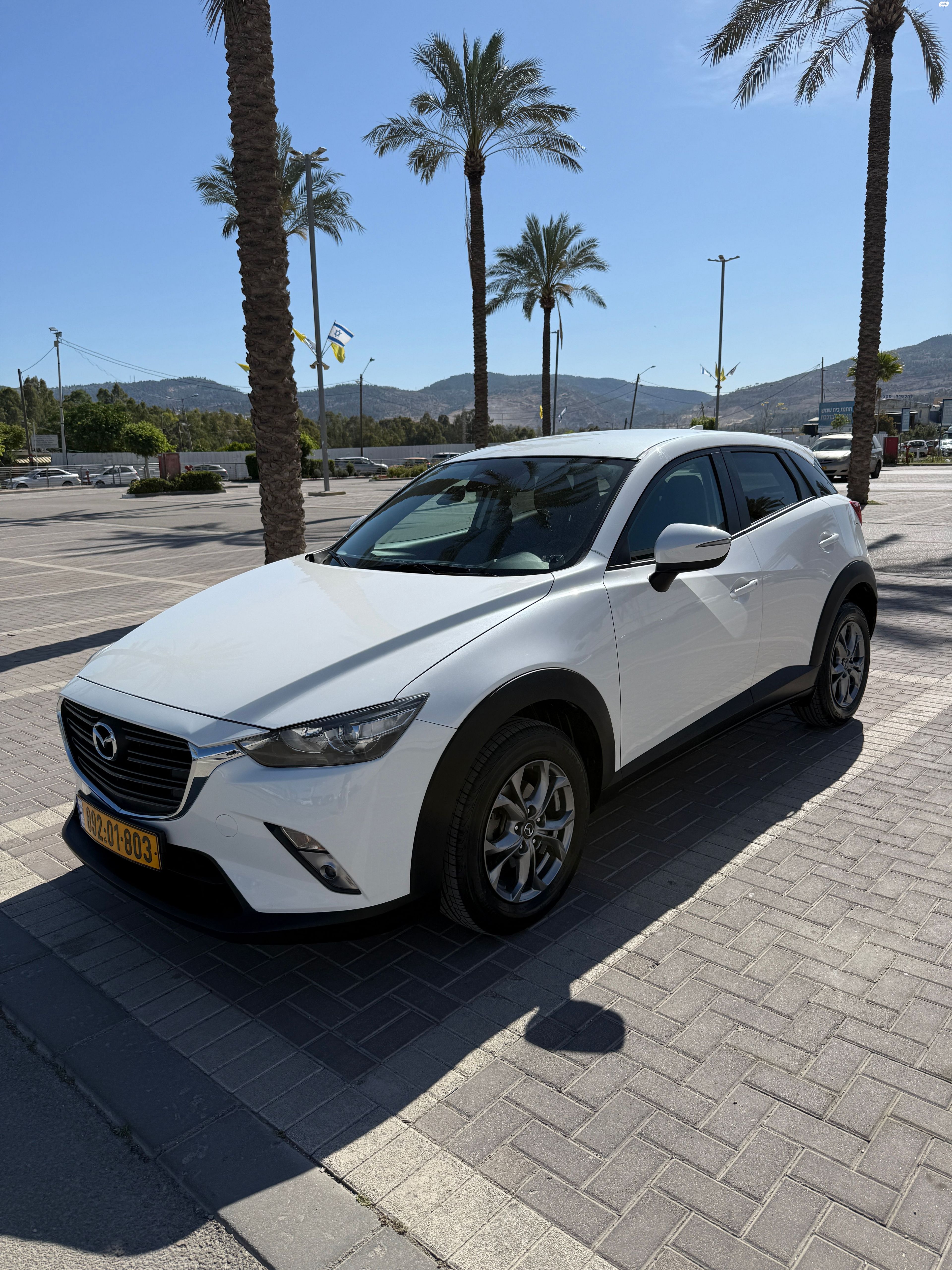 מודעת רכב מאזדה CX-3