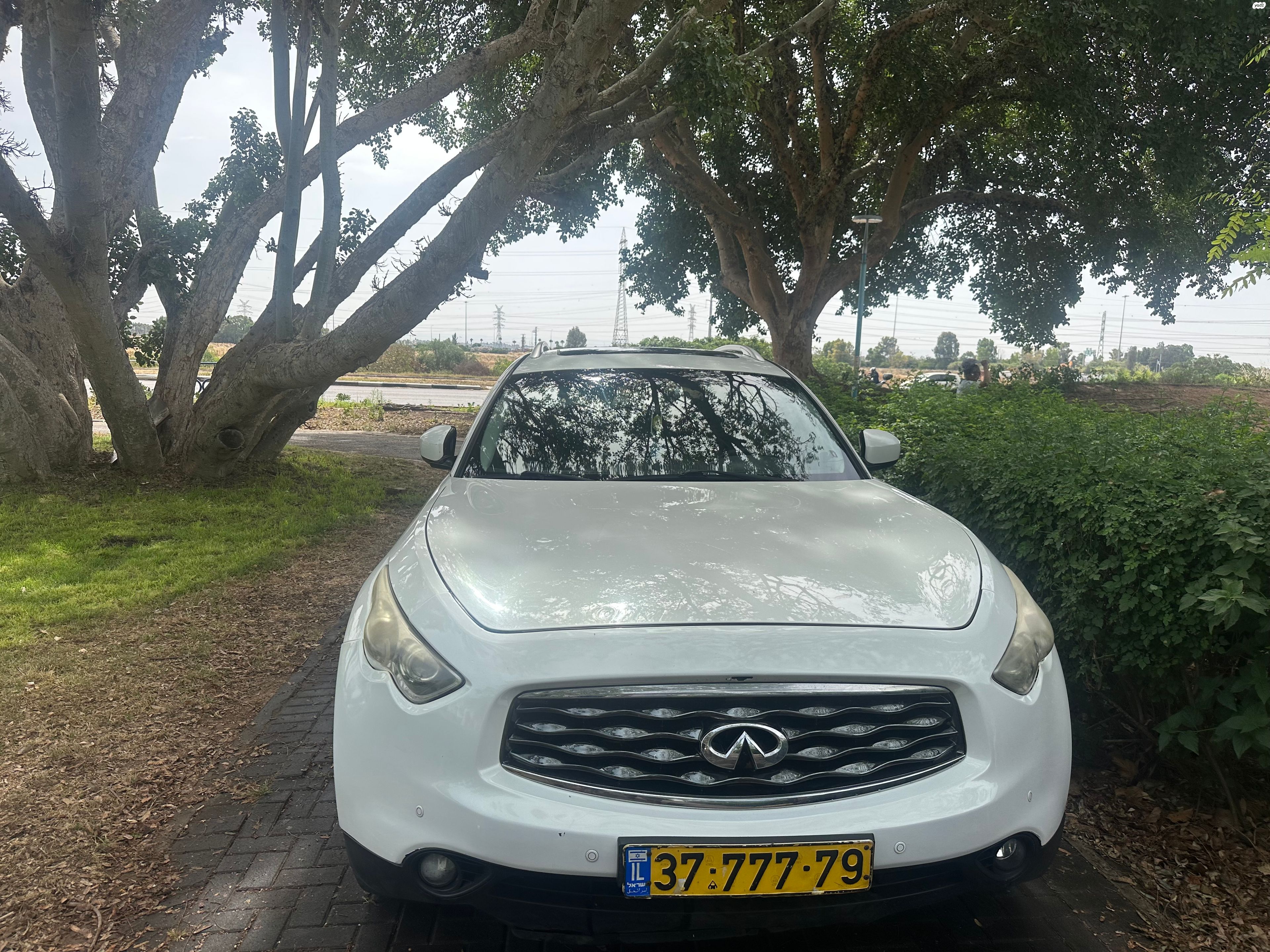 מודעת רכב אינפיניטי G37