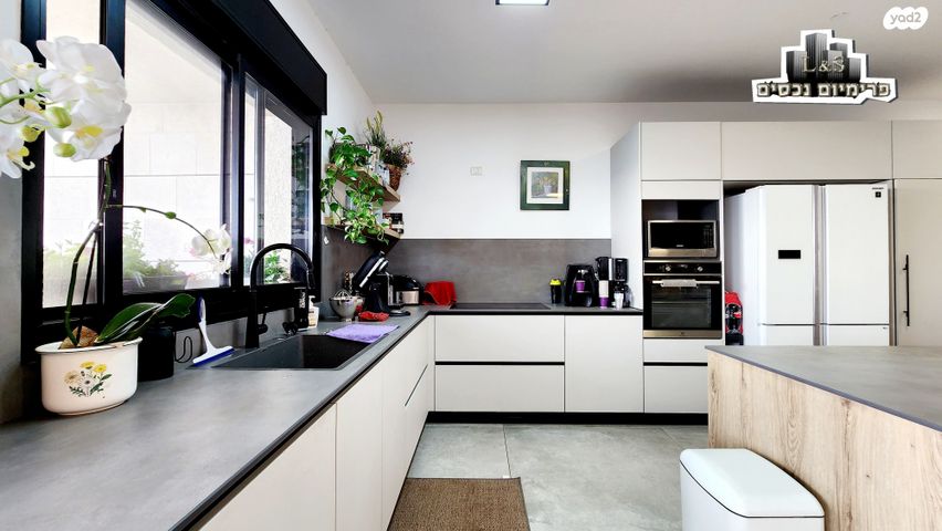 גג/ פנטהאוז, העלייה, נהריה