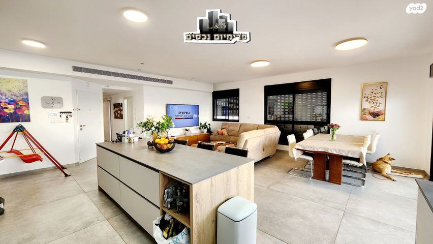 גג/ פנטהאוז, העלייה, נהריה