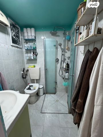 דירה, שבטי ישראל, צהלון, שיכוני חסכון, תל אביב יפו