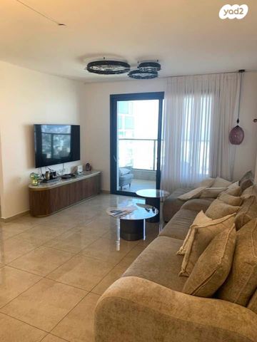 דירה, אזור תעשיה, בת ים