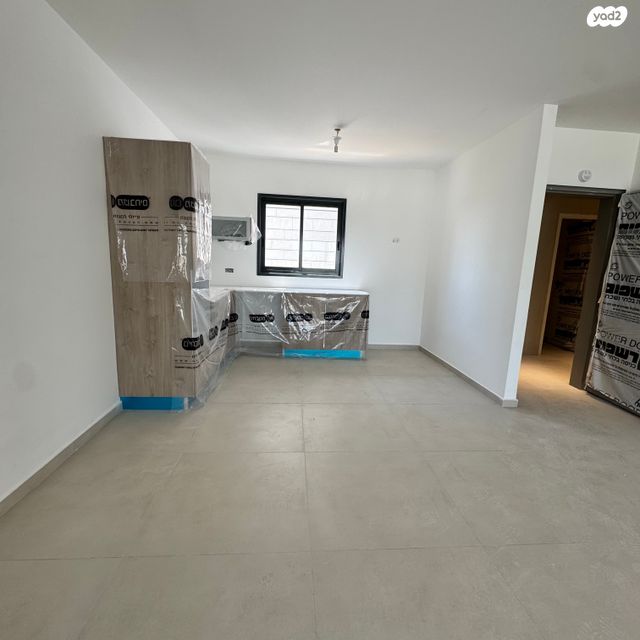 דירה, כרמי הנדיב, אחוזת רוטנר, קרית מלאכי