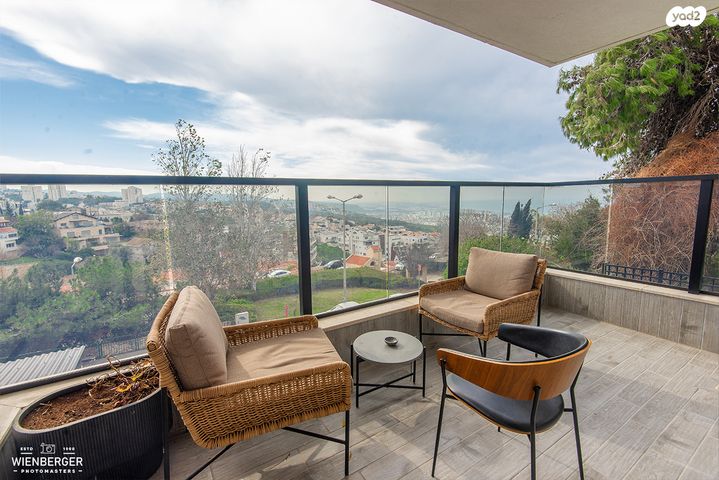 דירה, אחוזה, חיפה