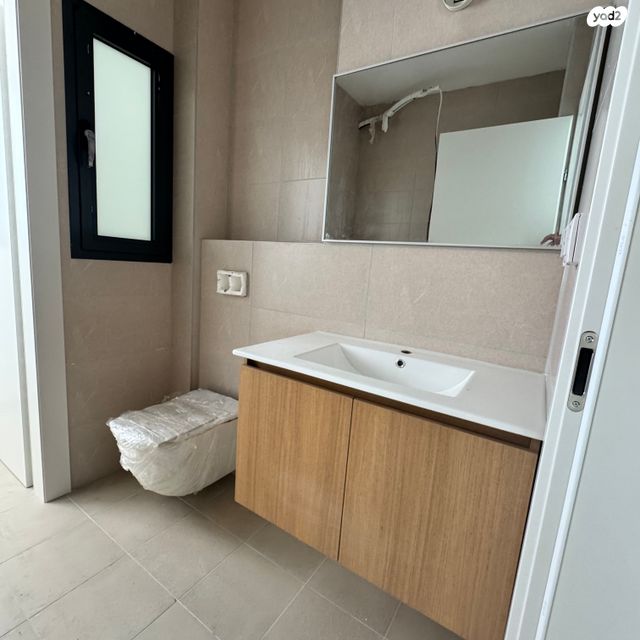 דירה, כרמי הנדיב, אחוזת רוטנר, קרית מלאכי