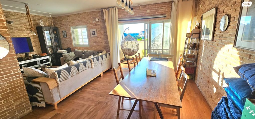 דופלקס, הדרים, הדרים החדשה, כפר סבא