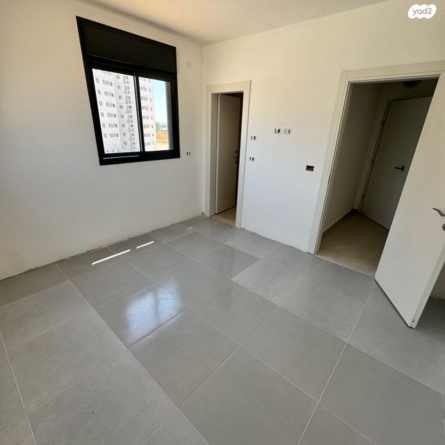 דירה, כרמי הנדיב, אחוזת רוטנר, קרית מלאכי