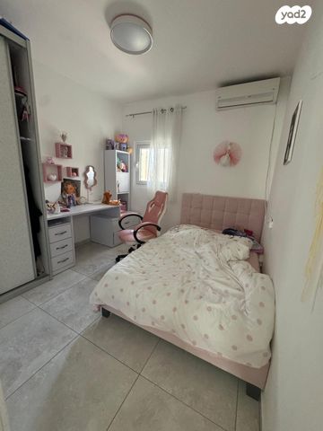 דירה, אבשלום 26, נווה מנחם, באר שבע