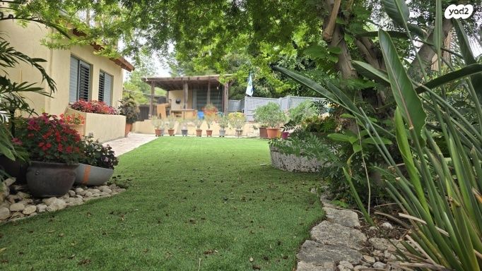 בית פרטי/ קוטג', כוכב יאיר / צור יגאל