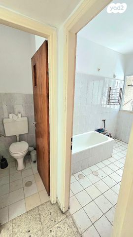 דירה, יעקב משה ברוידה 6, לב המושבה / מרכז העיר, פתח תקווה