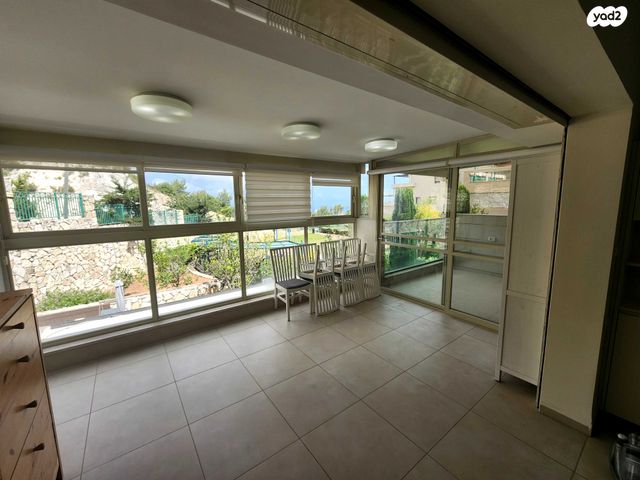 יעקב אורלנד 