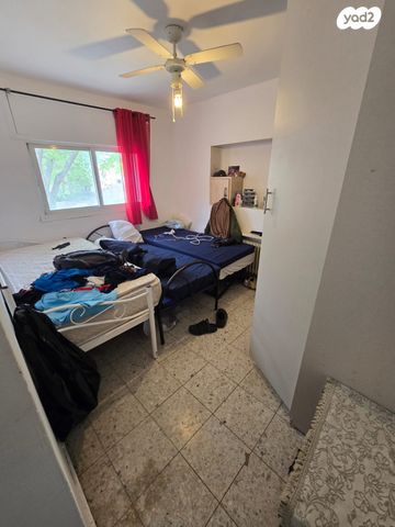 דירה, אבשלום חביב, ארמון הנציב, תלפיות מזרח, ירושלים