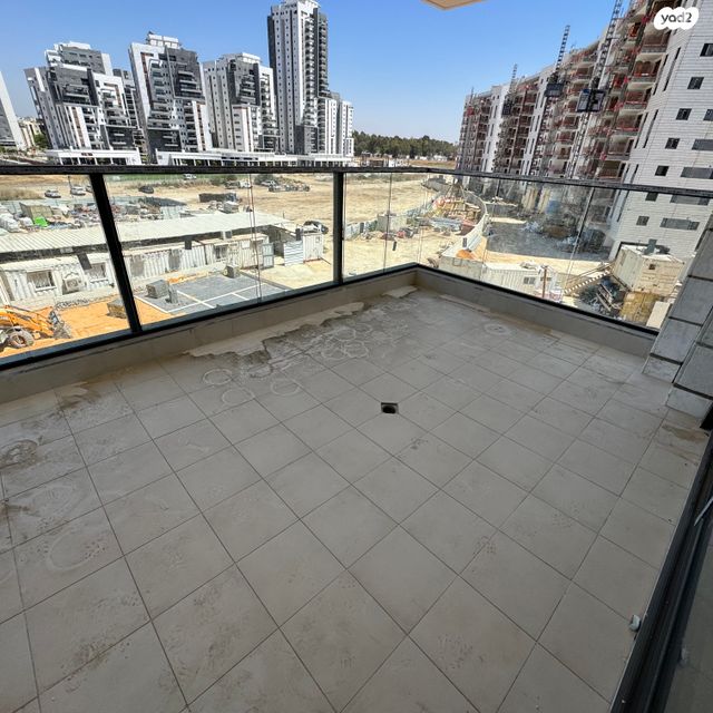 דירה, כרמי הנדיב, אחוזת רוטנר, קרית מלאכי