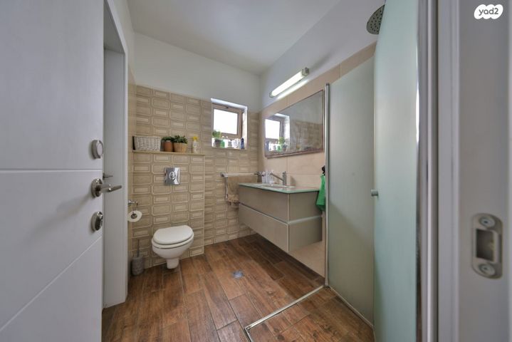 גג/ פנטהאוז, משה בילינסון, קרית חיים מזרחית, חיפה