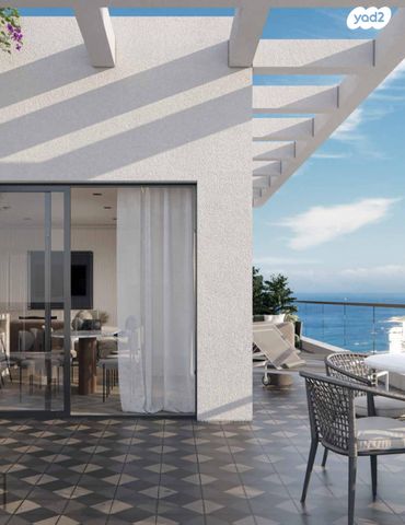 גג/ פנטהאוז, סוקולוב 12, רוטשילד עצמאות, בת ים