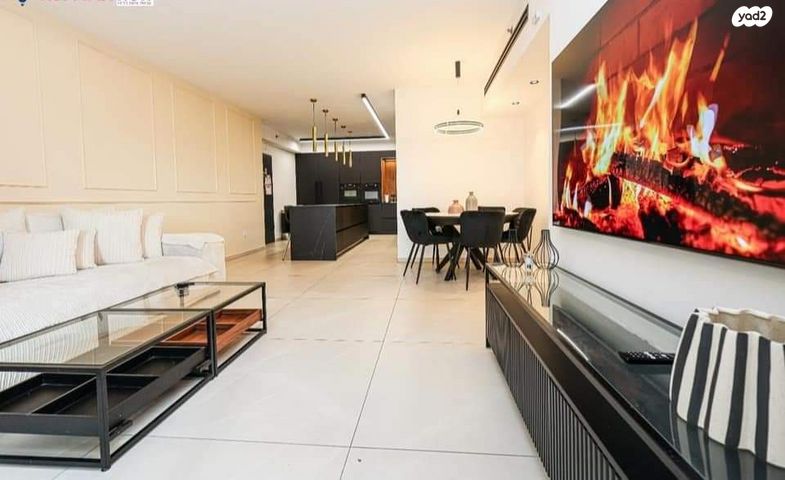 חיים לסקוב 7