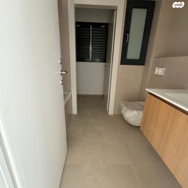 דירה, כרמי הנדיב, אחוזת רוטנר, קרית מלאכי