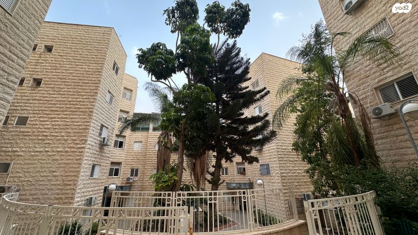 שרגא אברמסון 