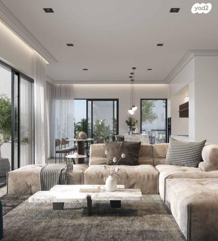 גג/ פנטהאוז, סוקולוב 12, רוטשילד עצמאות, בת ים