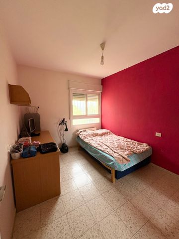 בית פרטי/ קוטג', רפאל דה לה פרגולה, גילה, ירושלים