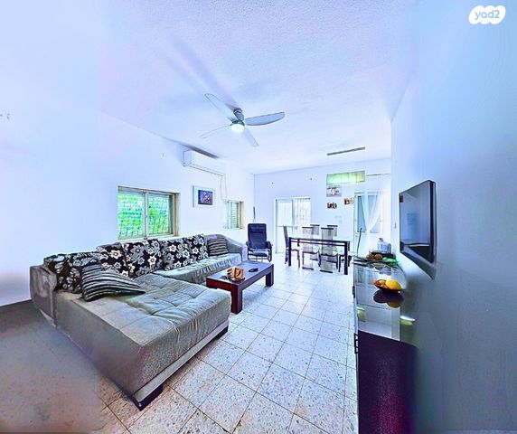 דירת גן, אנטיגונוס, ירושלים