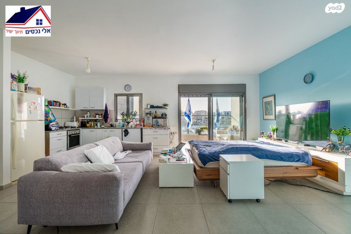 דירה, סביון 32, הפרחים, חריש