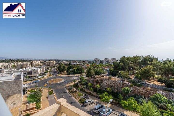 דירה, גפן 55, החורש, חריש