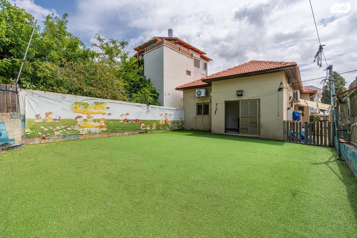 בית פרטי/ קוטג', הגיבורים 108, חדרה