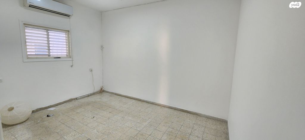 דירה, בנימין זאב באכר, תל חיים, תל אביב יפו